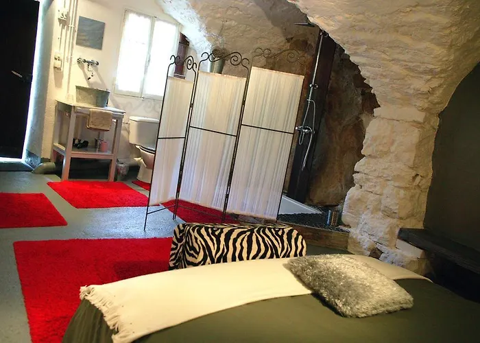 Bed & Breakfast Des Pots Rouges 3*